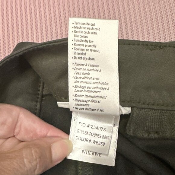 PAIGE Women's Clean Front Sasha size 24 x 34 Jean Knee Darts Wide Leg High Rise - Picture 9 of 15